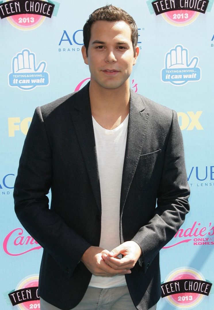 Skylar Astin