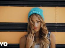 Skylar Stecker