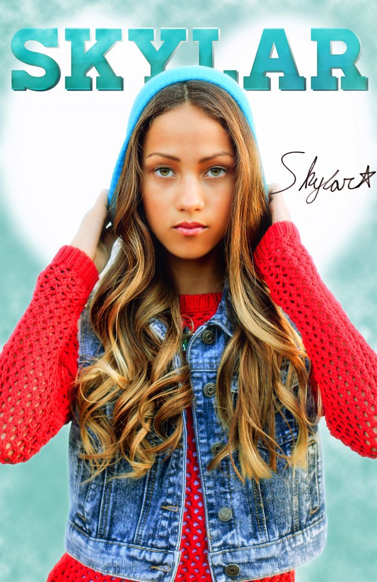 Skylar Stecker