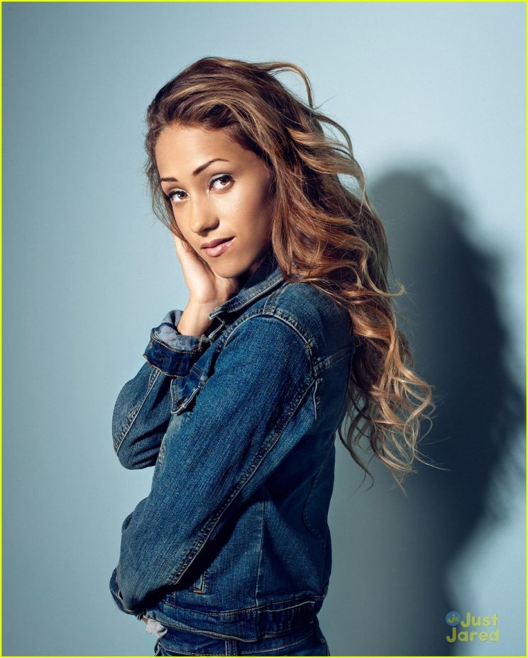 Skylar Stecker