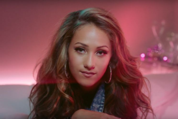 Skylar Stecker