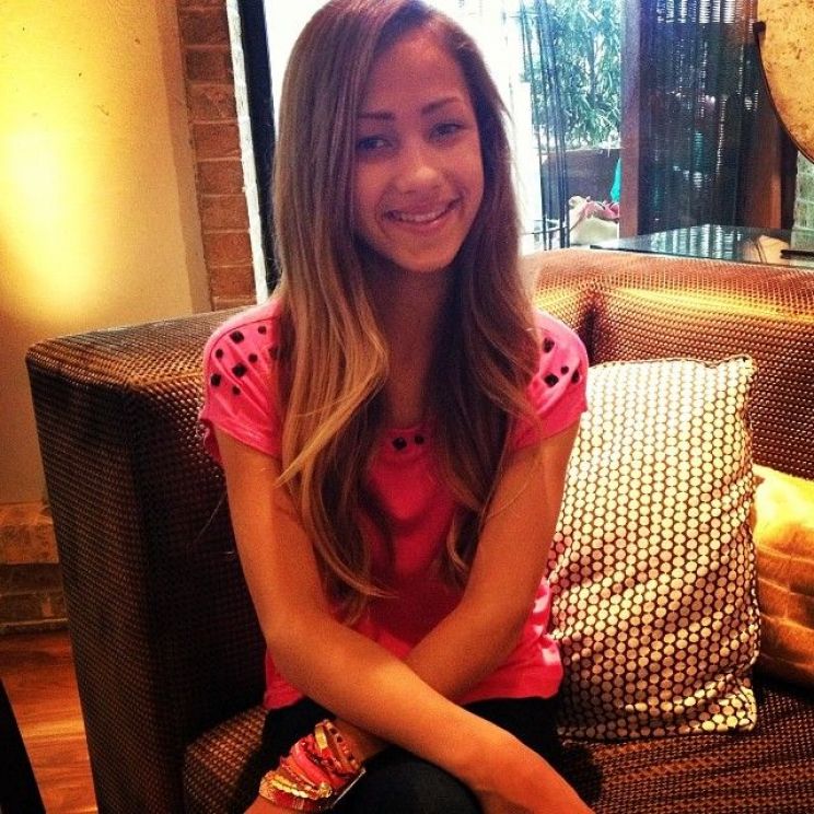Skylar Stecker