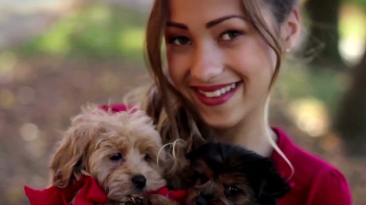 Skylar Stecker