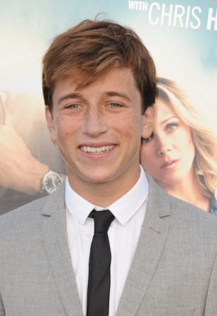 Skyler Gisondo