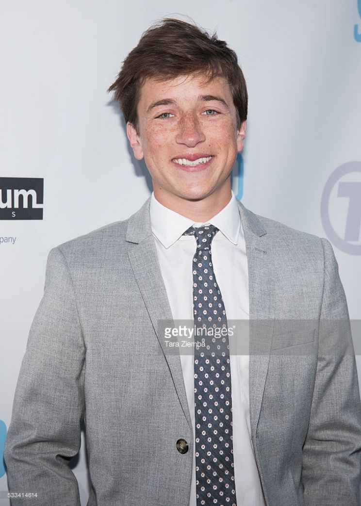 Skyler Gisondo