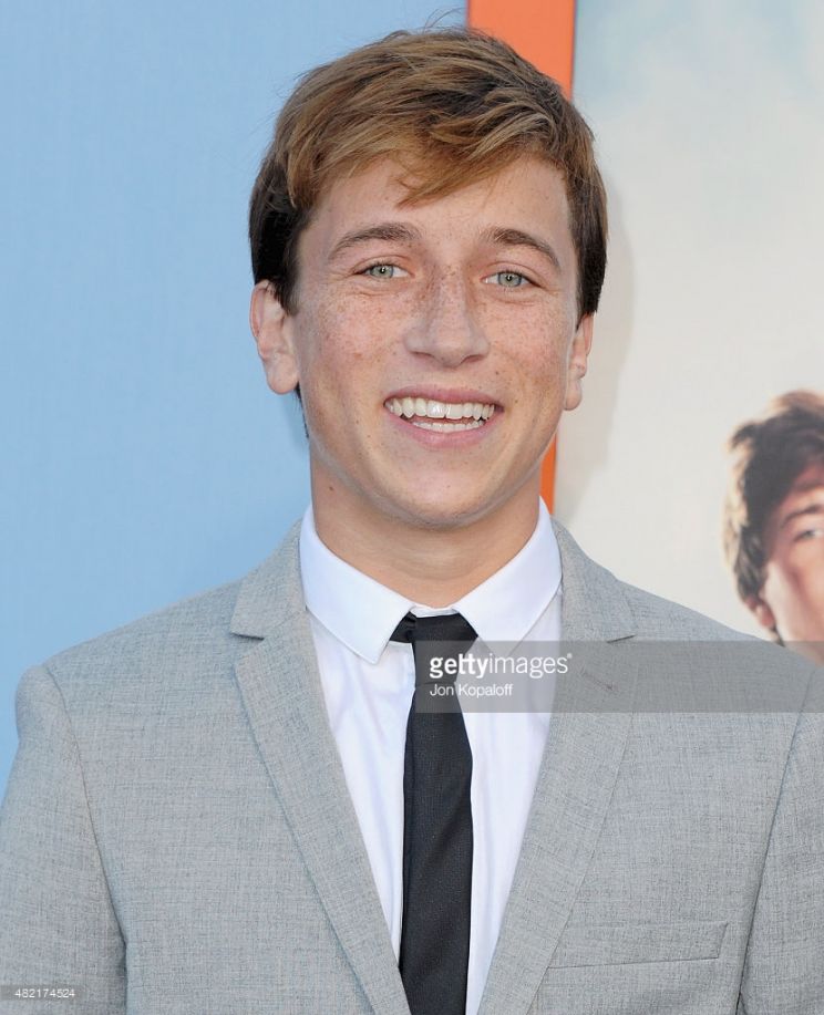 Skyler Gisondo