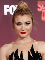 Skyler Samuels photo