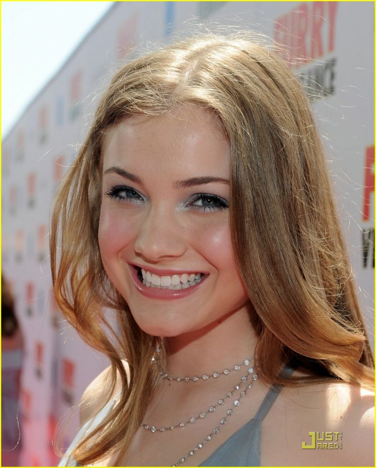 Skyler Samuels