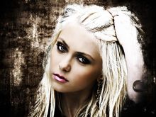 Sloane Momsen