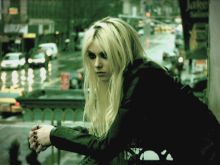 Sloane Momsen