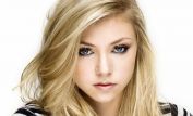 Sloane Momsen