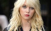 Sloane Momsen