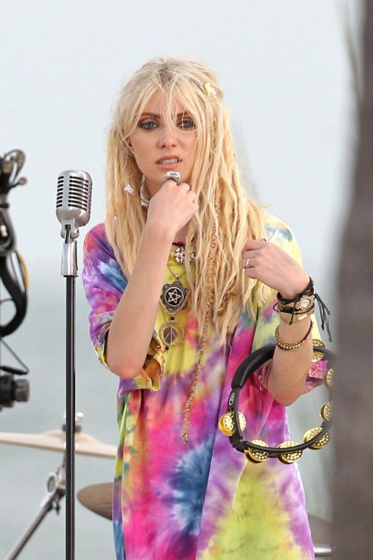 Sloane Momsen