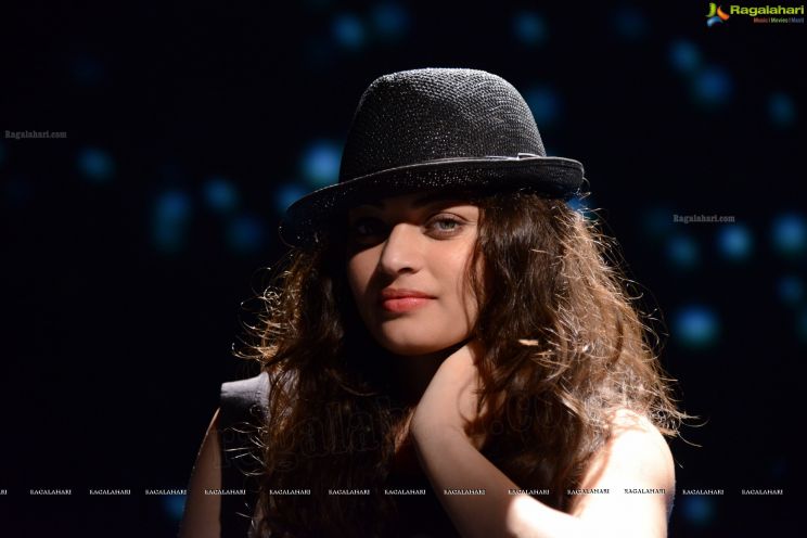 Sneha Ullal