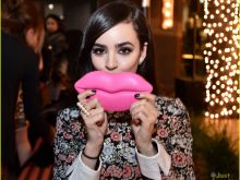 Sofia Carson