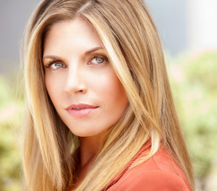 Sondra Currie