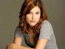 Sophia Bush