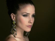 Sophia Bush