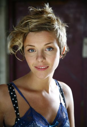 Sophia Di Martino S Biography Wall Of Celebrities