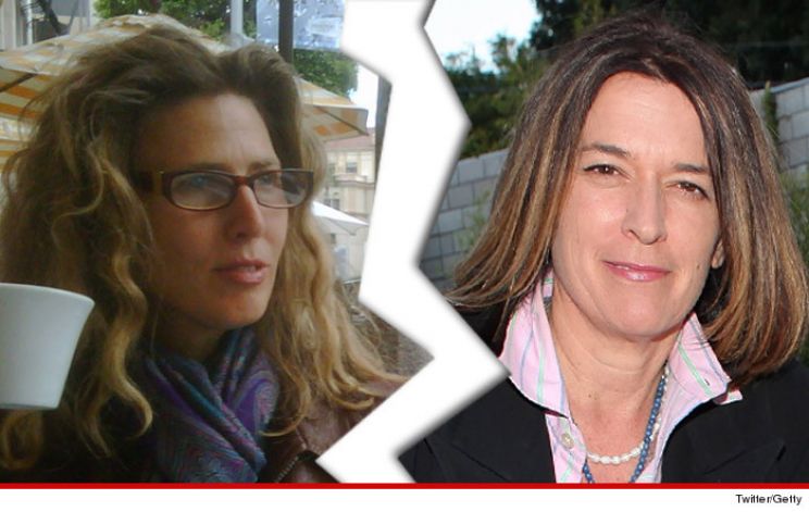 Sophie B. Hawkins