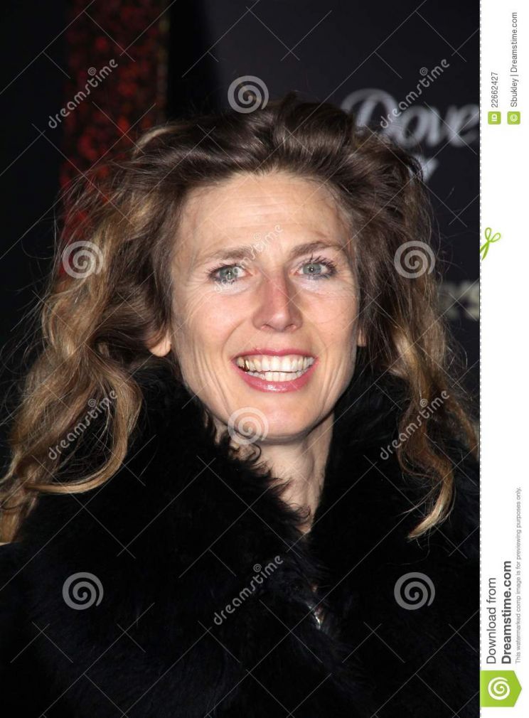 Sophie B. Hawkins