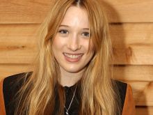 Sophie Lowe