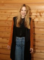 Sophie Lowe