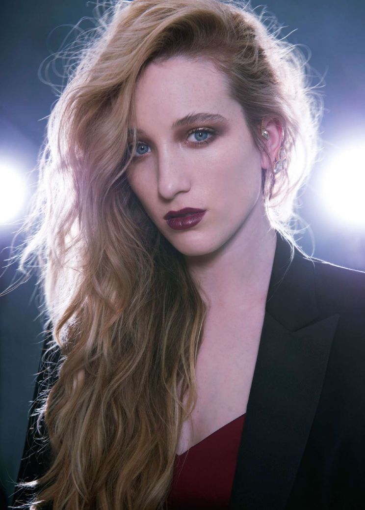 Sophie Lowe