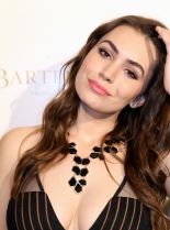 Sophie Simmons