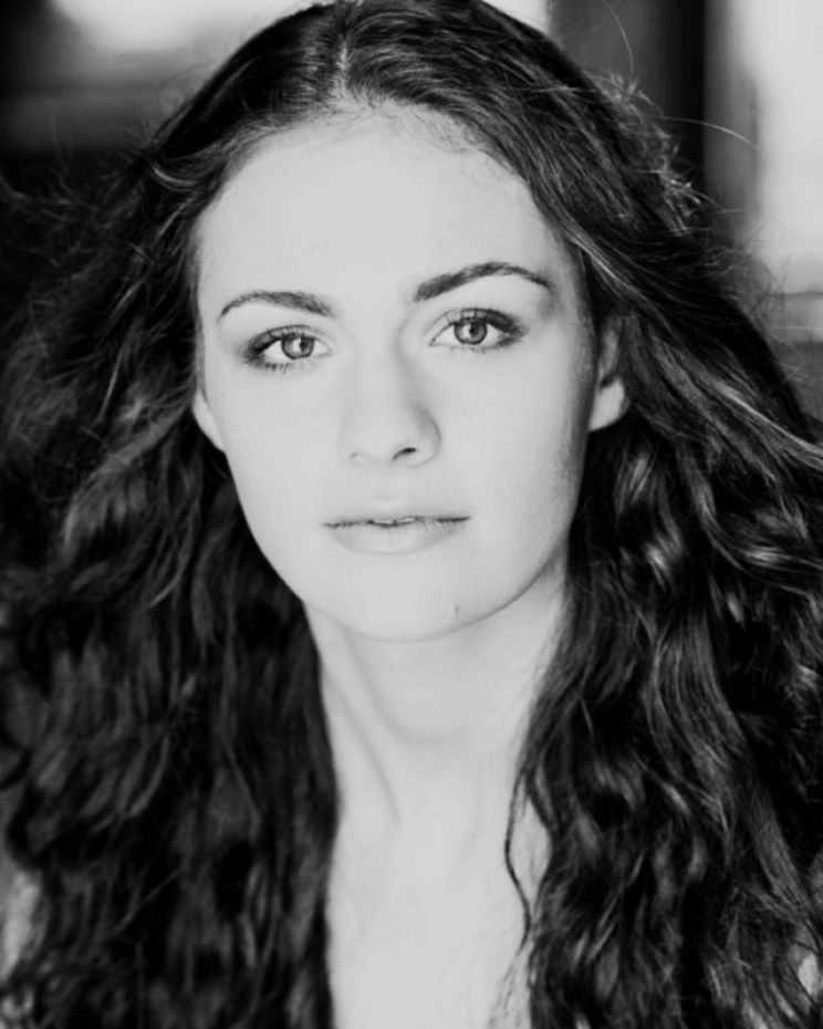 Sophie Skelton