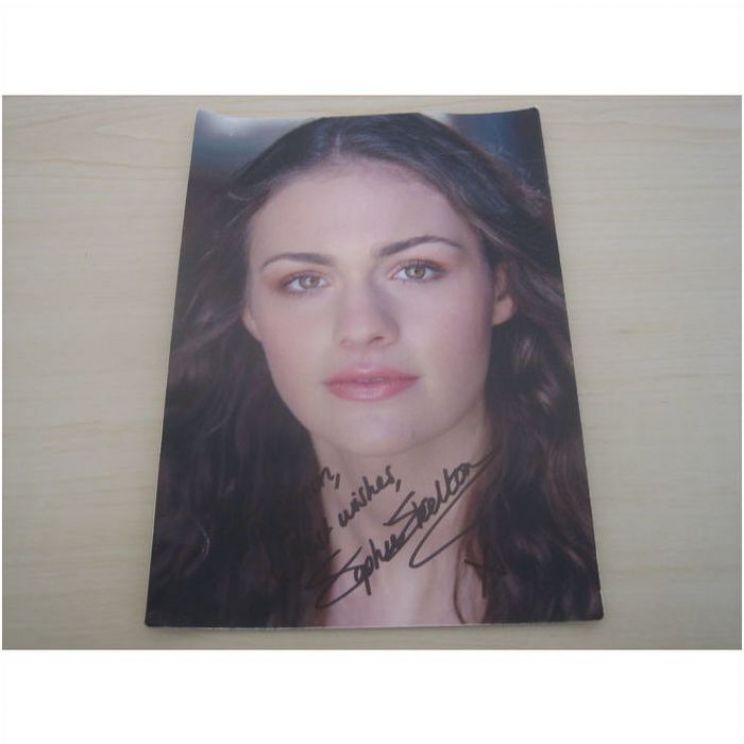 Sophie Skelton