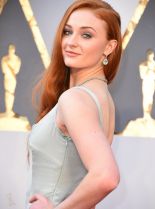 Sophie Turner photo