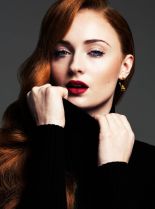 Sophie Turner photo