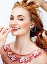 Sophie Turner photo