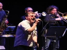 Southside Johnny Lyon