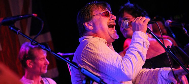 Southside Johnny Lyon