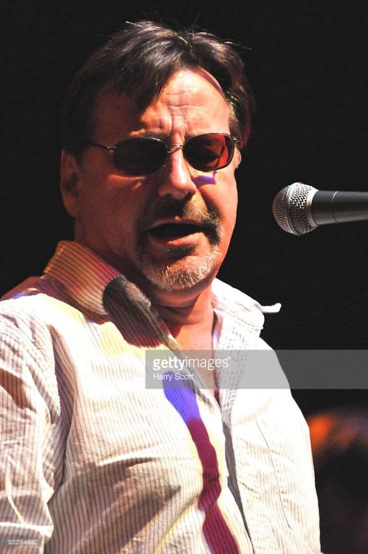 Southside Johnny Lyon