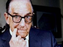 Stanley Holloway