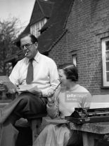 Stanley Holloway