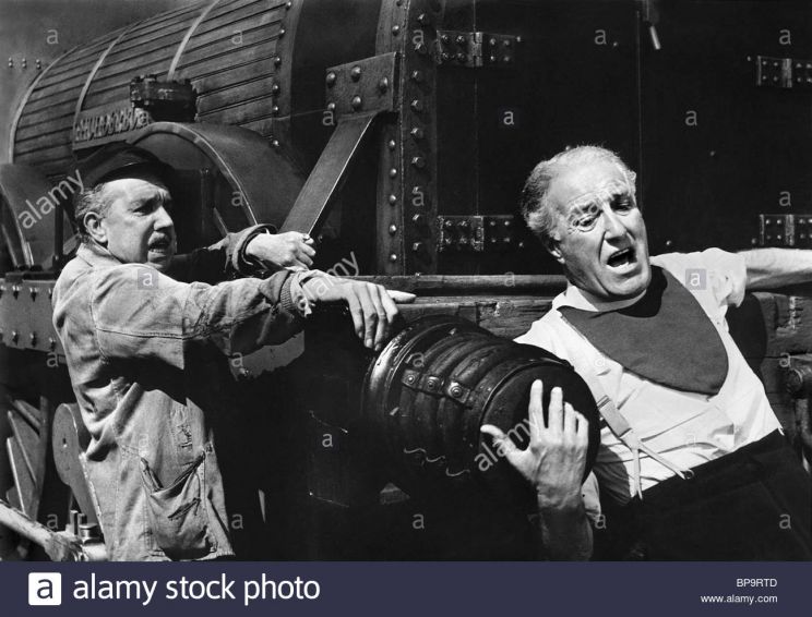 Stanley Holloway