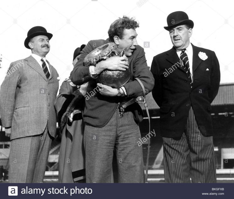 Stanley Holloway