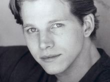 Stark Sands