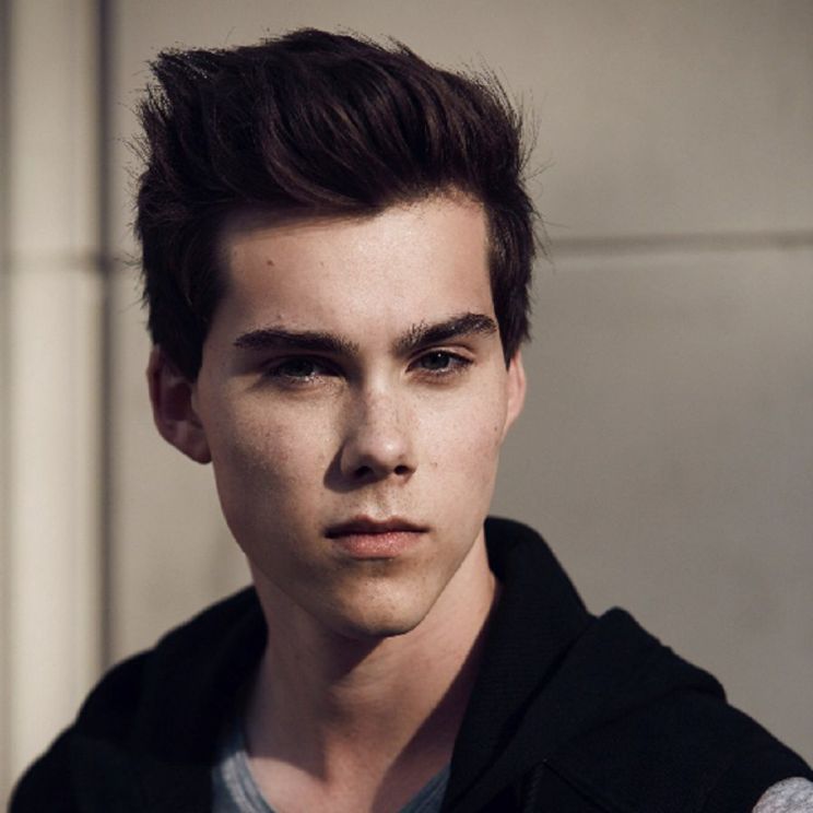Steele Gagnon