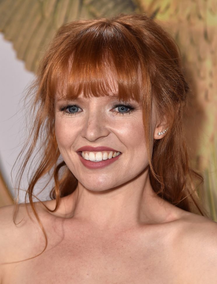 Stef Dawson