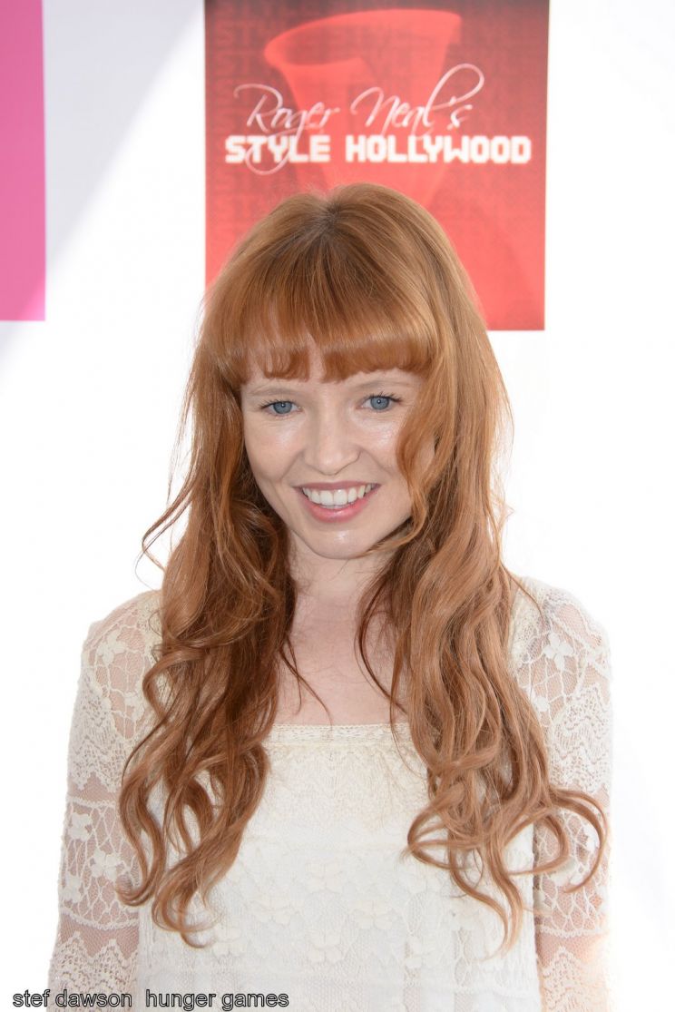 Stef Dawson