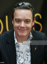 Stefan Dennis