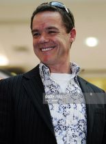 Stefan Dennis