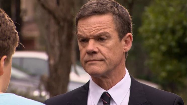 Stefan Dennis