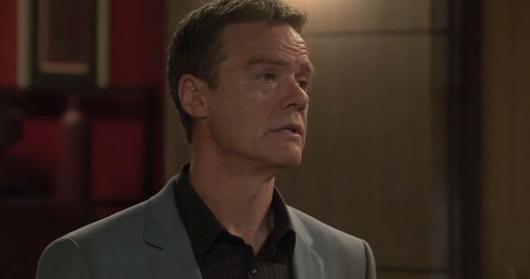 Stefan Dennis