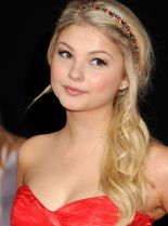 Stefanie Scott